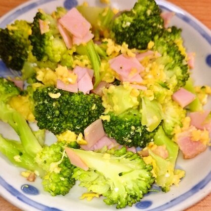 菜の花が手に入らなかったので、ブロッコリーで代用しました。
美味しかったです。
ごちそうさまでした。